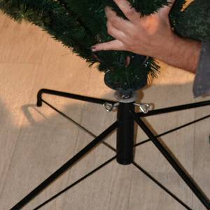 Второй этап сборки ёлки